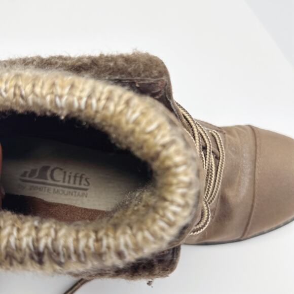 Cliffs by White Mountain Duena Bootie. - Picture 8 of 8